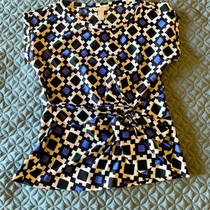 Like new without tags Banana Republic sleeve less Blouse in size S